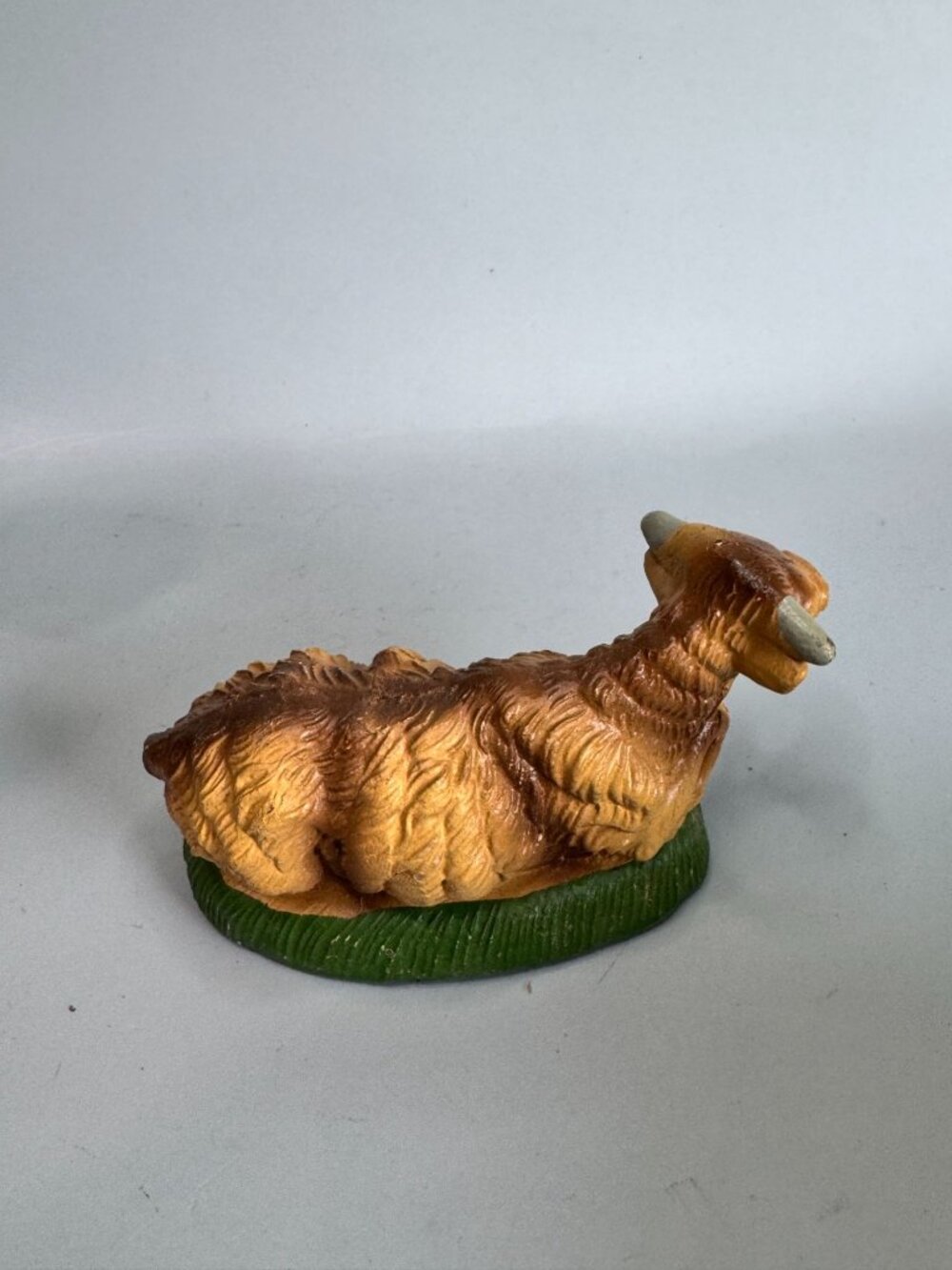 Vintage Italy Nativity Cow Composition 5" Scale Replacement Figure 29¢ Sticker - Picture 6 of 8